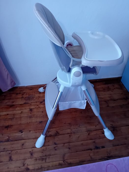 Въртящо се на 360° столче за хранене Chipolino - Vision, Пясък