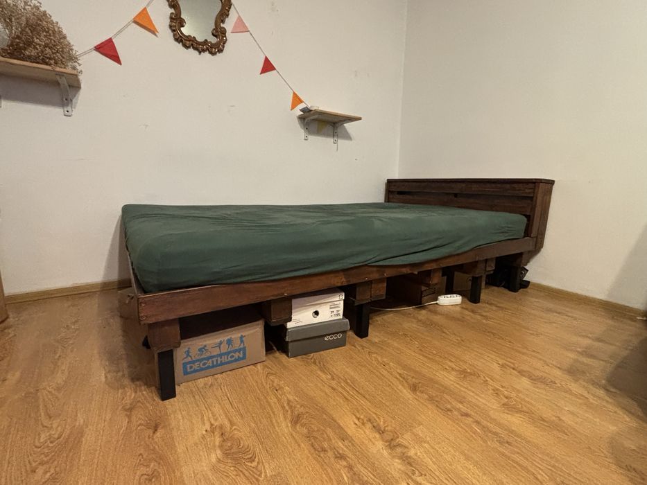 Pat din lemn rustic 120x200 cm cu tăblie + saltea spumă