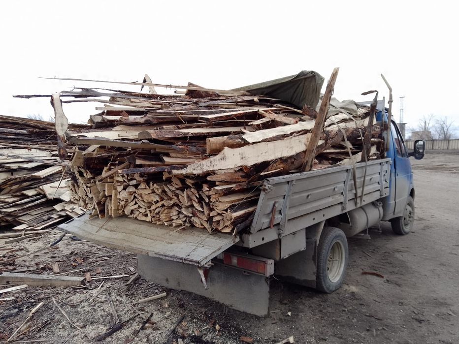 Горбыль 3х метровый. Бесплатная доставка. Полная Газель