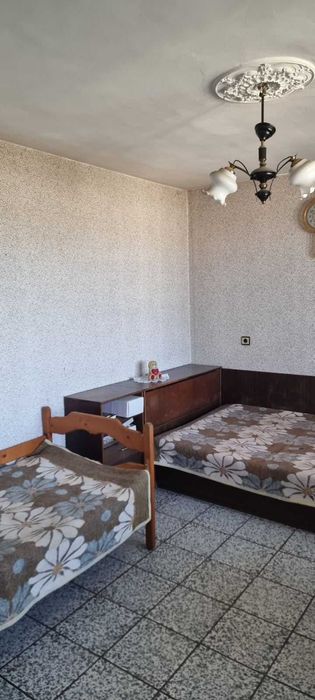 Продава се Тристаен апартамент в Разград, Житница - 110 кв.м за 1159 €/кв.м - Снимка #7