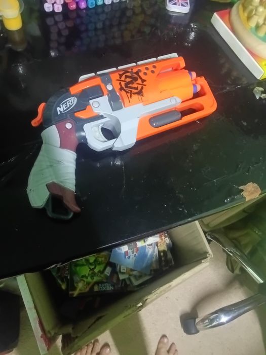 Продам пистолеты NERF