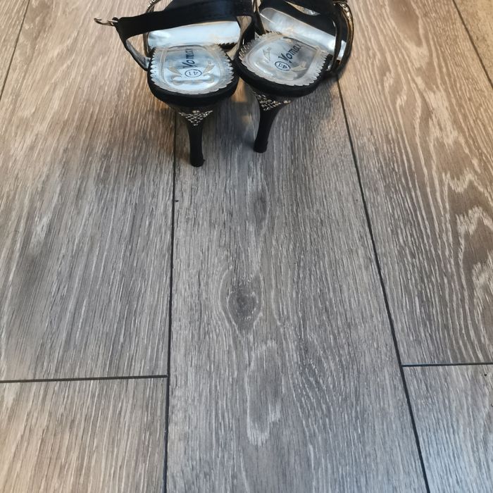 De vânzare sandale elegante dama