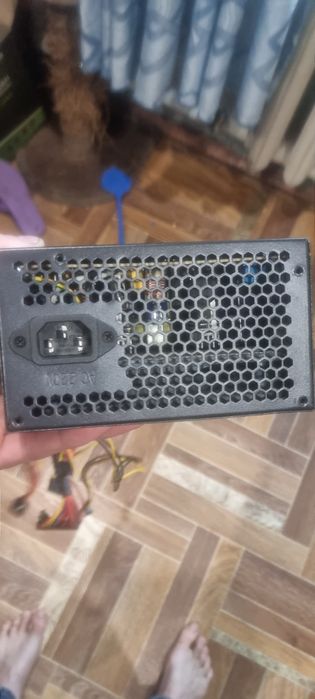 Продам блок питания 420w