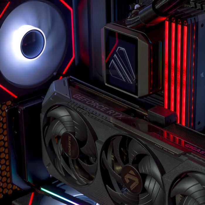 Эксклюзивный игровой ПК — Stealth BTF Build RTX 5070 + 9800X3D