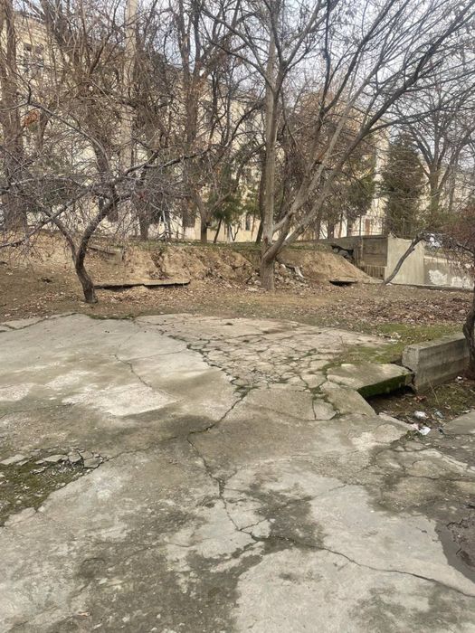 продается участок 3,6 соток в центре города