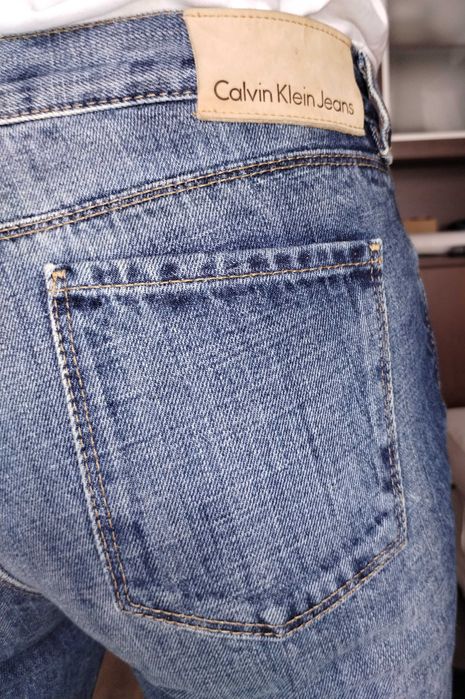Дънки.Дамска модел  Calvin Klein 28 номер. Оригинал.