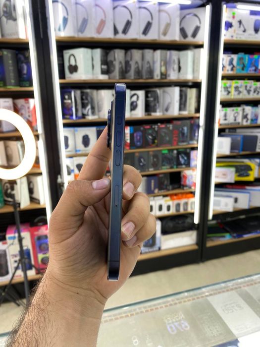 Iphone 15 Pro sotiladi