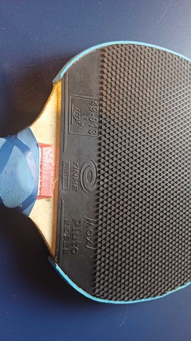 Paleta pingpong lemn all+, cauciucuri  long pips rosu si negru