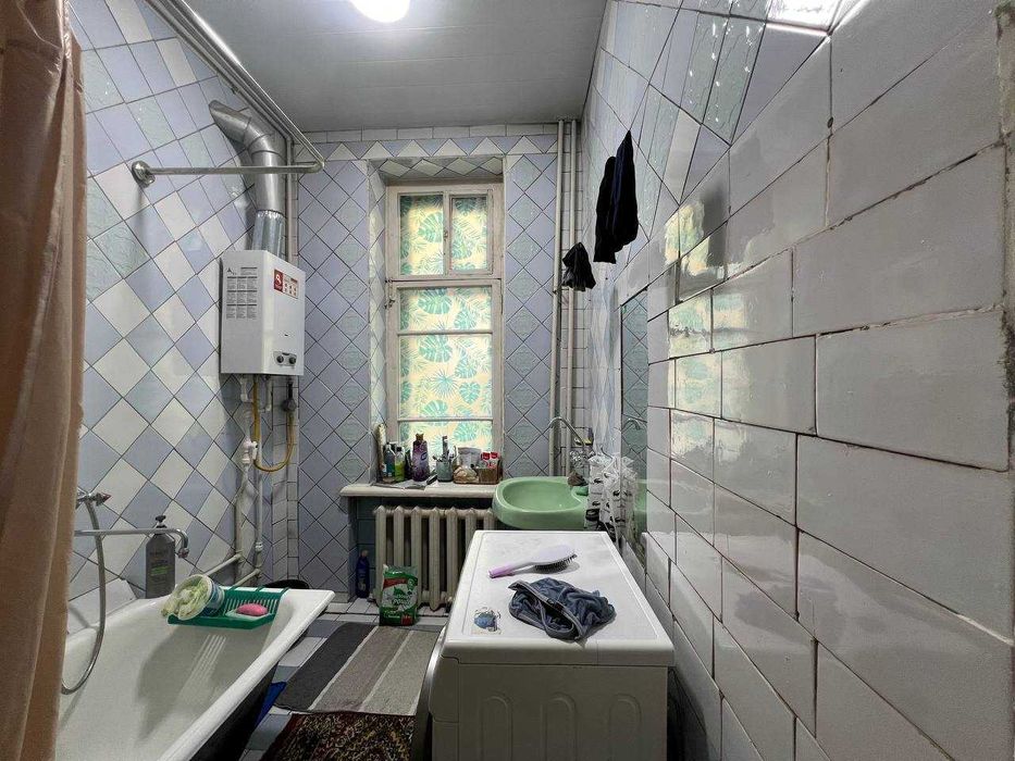 Продается квартира-высокопотолочка 2/2/4 на Ташсельмаше, Махтумкули