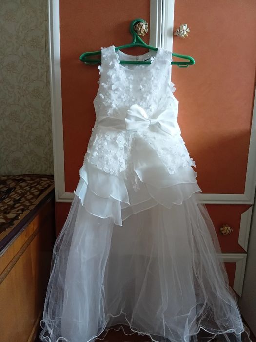 Продается платье