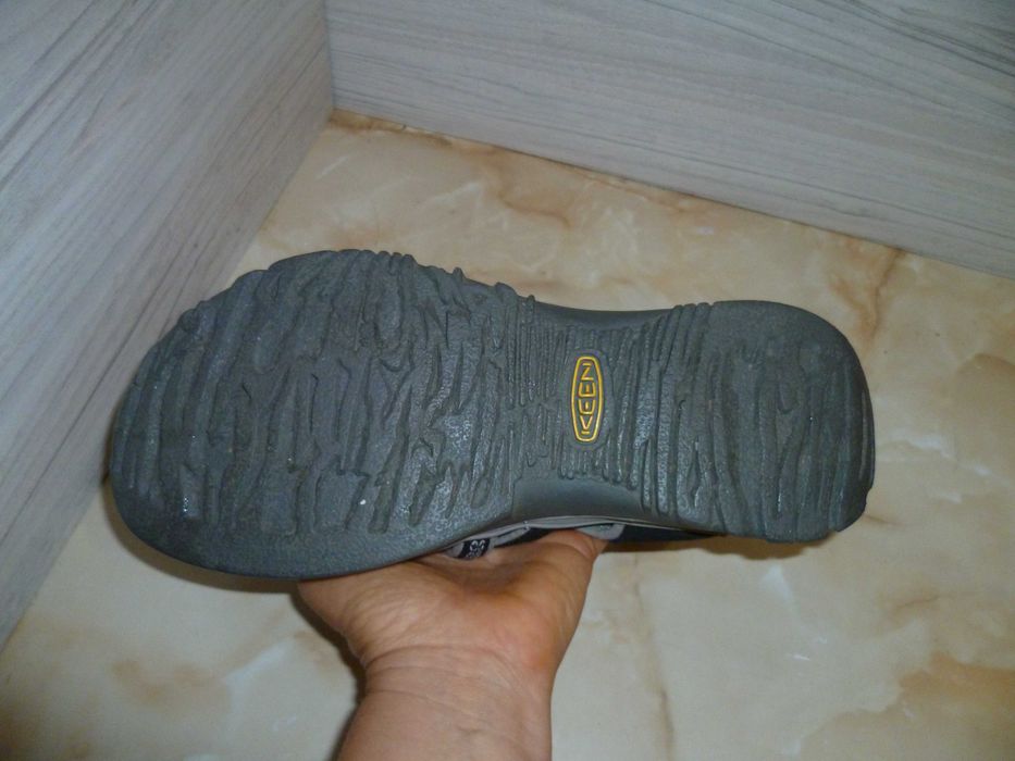 KEEN сандали №41