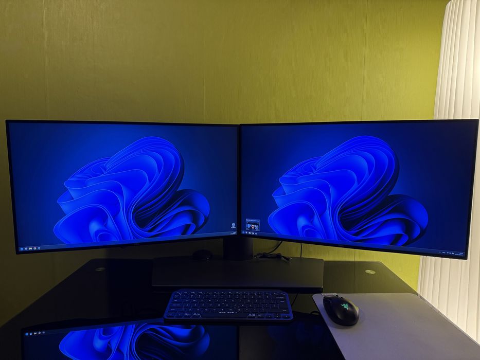 Dell ultrasharp 27 ' 1440p IPS QHD U2717D U2719D  Два монитора