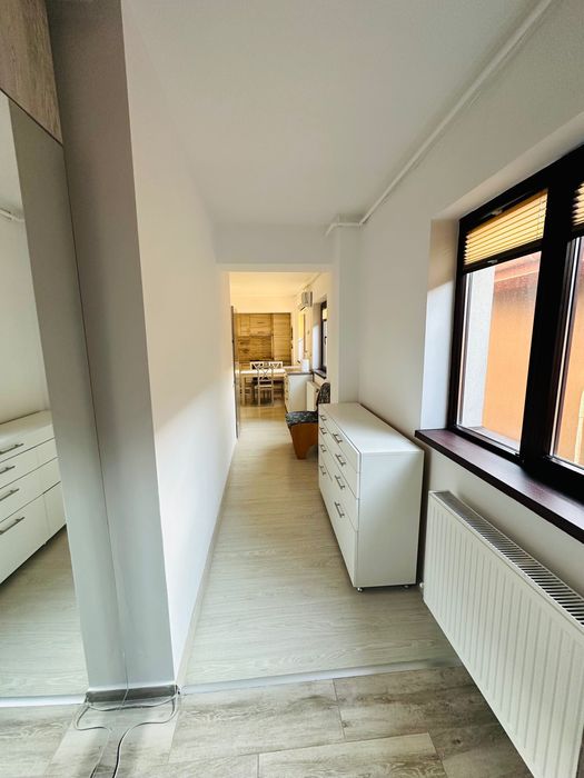 Apartament cu 3 camere, cu centrala termica, loc de parcare inclus in pret, 2 dormitoare