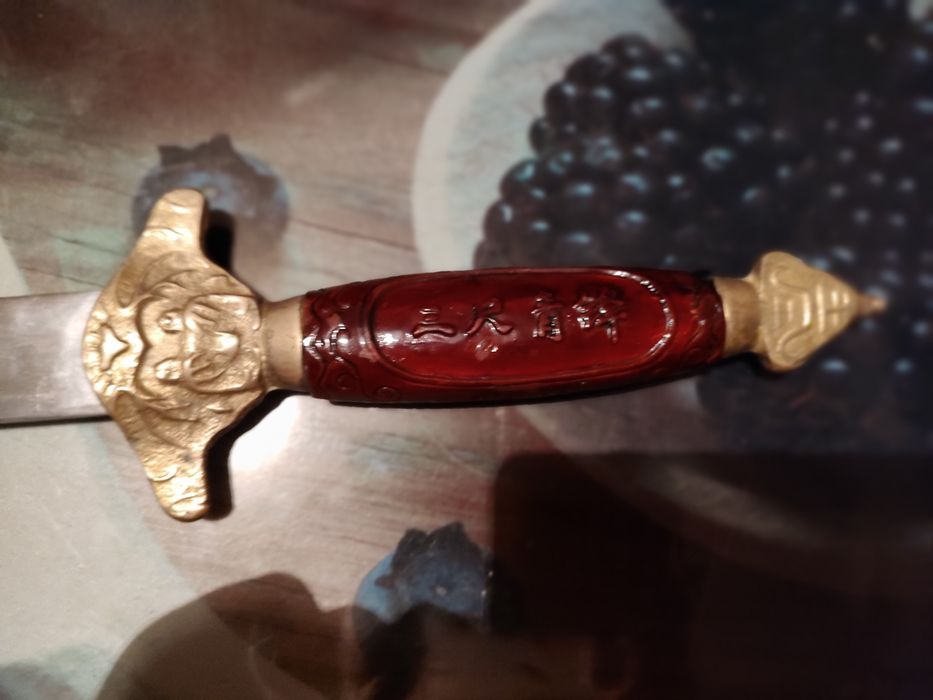 Меч ,антика за декорация