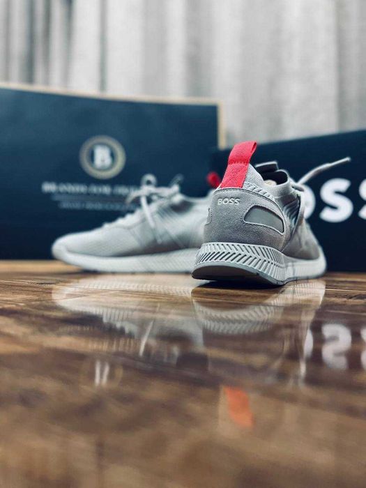 BOSS мужские спортивные кроссовки РАЗМЕР 39