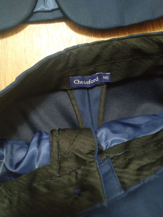 Продам школьный костюм для мальчика.