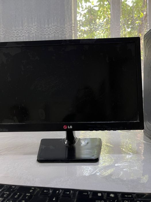 Кампютер принтир светной