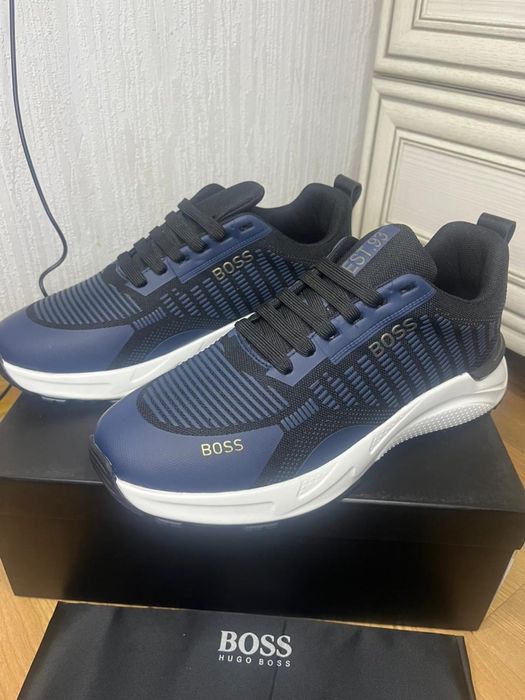 Boss кроссовки босс 39-43