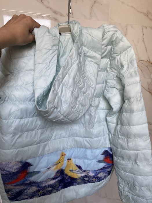 Куртка на девочку 9-11 лет.