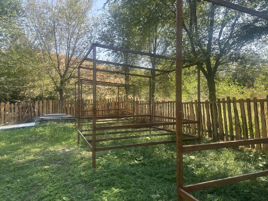 Тачпан срочно продам