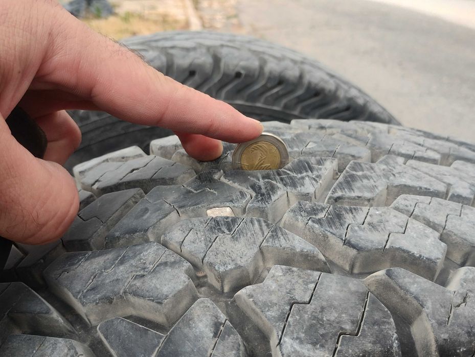 235/75/15 гуми all terrain 2броя