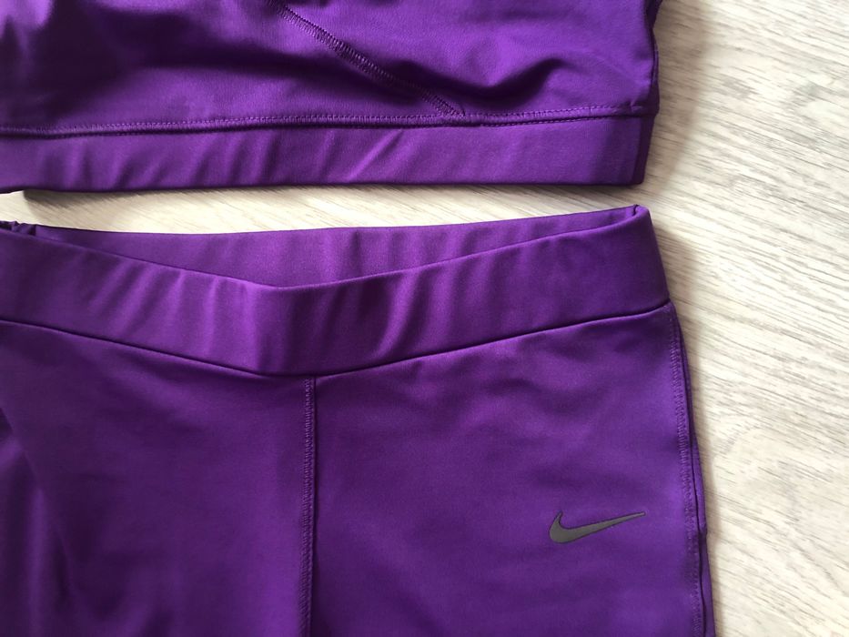 Дамски комплект от две части Nike