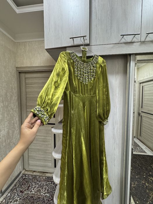 Vecherniy ko'yne 220 mingga bervoraman