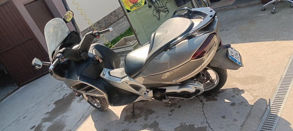Скутер Malaguti Spidermax 500 GT