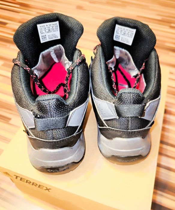 adidas Terrex AX4 Mid Gore-Tex