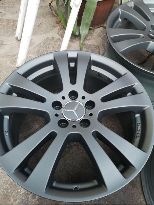 Jante Mercedes R18