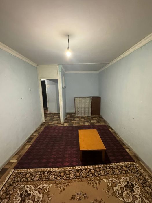 Срочно 1х 4микрарайоне вдоль дороги Прадаётся