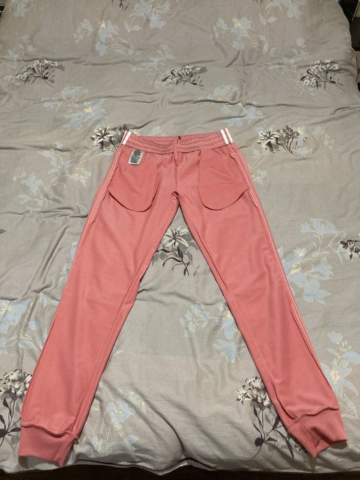 Розово долнище Адидас