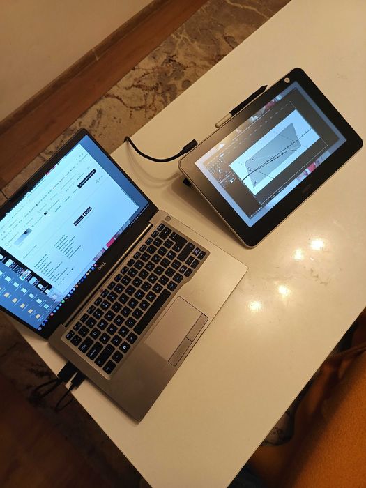 Wacom one 13" Creative Pen display 2022 таблет за рисуване