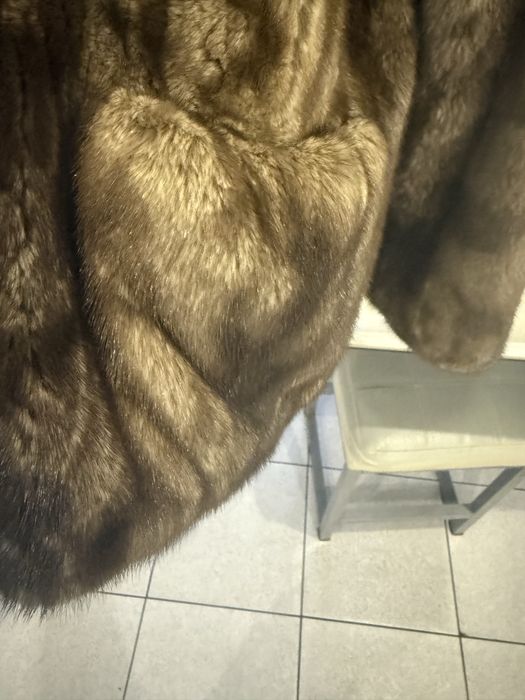 Продам норковую шубку