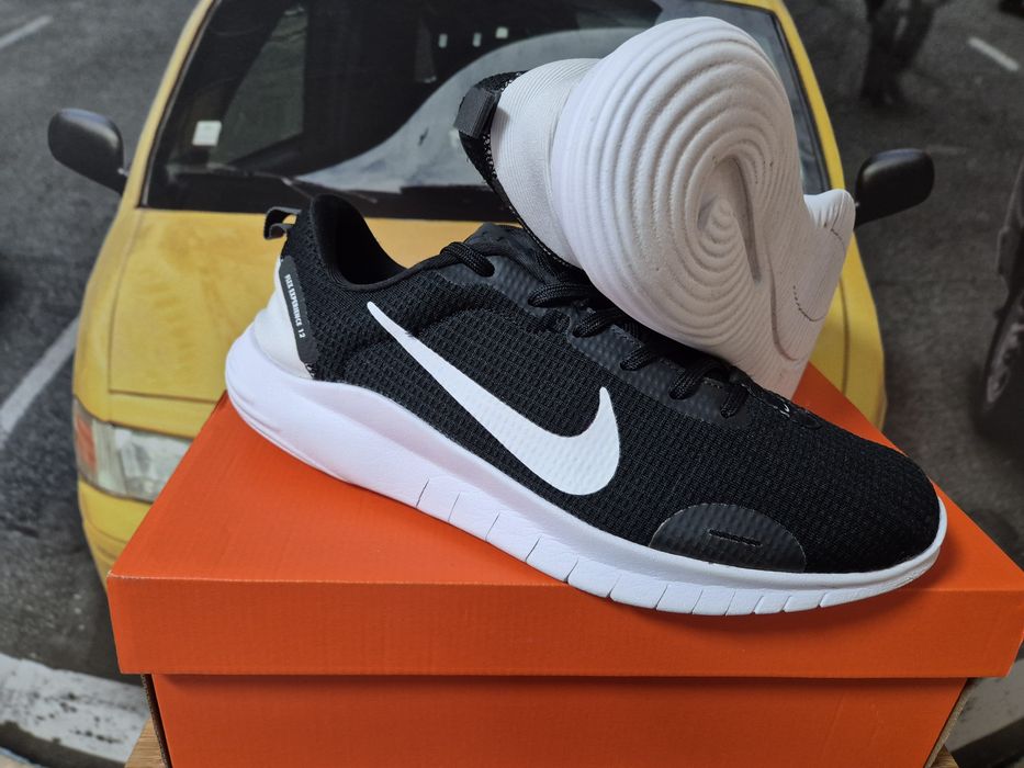 Обувки  Nike и Adidas