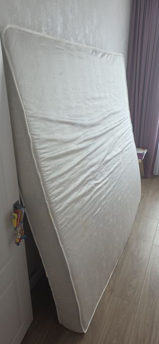Матрас отдам 200*220