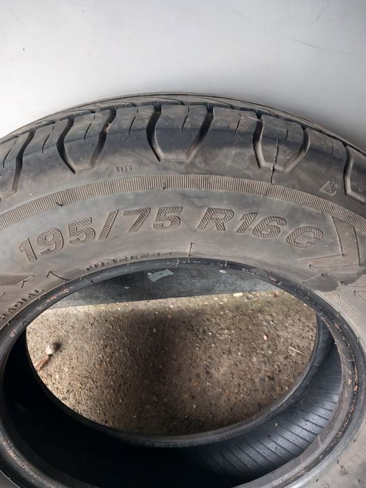 Гума 195/75/16С.
