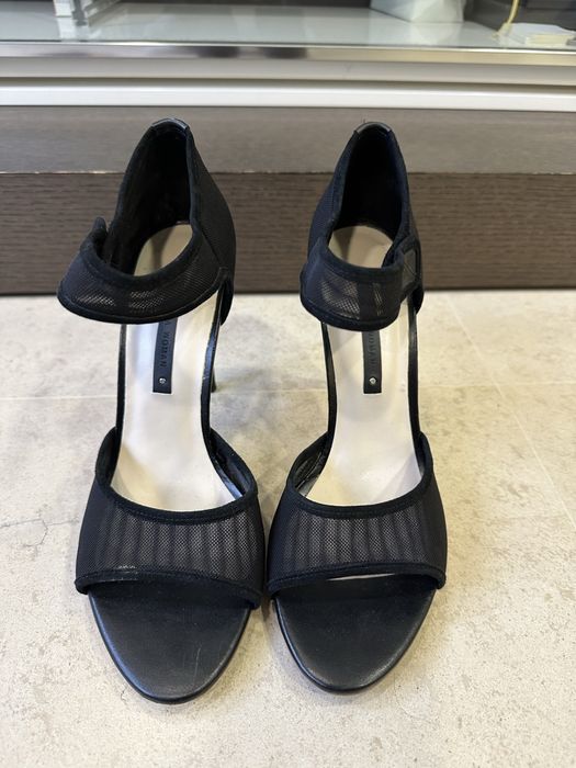 Зара-дамски обувки