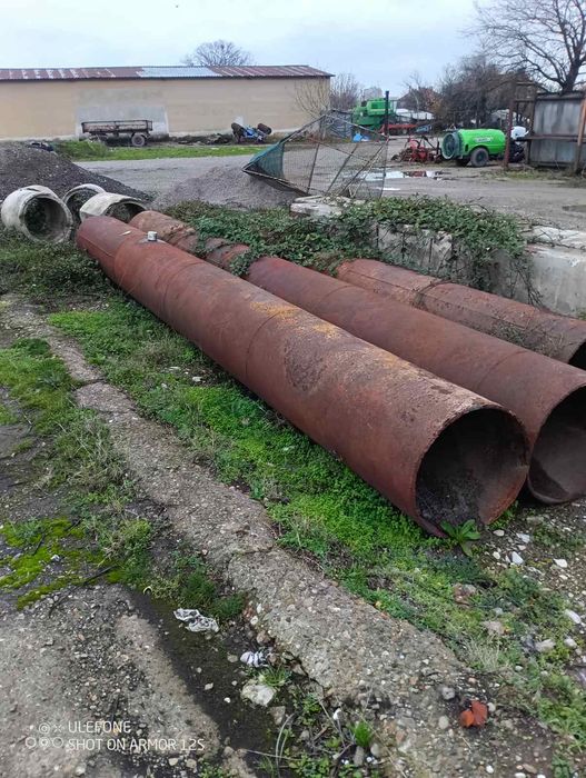 Продавам метални тръби ф/600