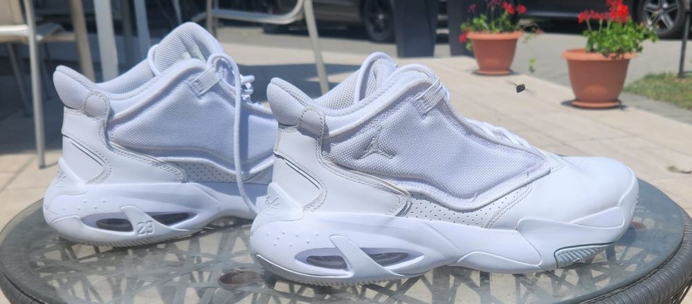 Jordan Max Aura 4 White/Pure Platinum