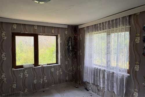 Чаровна извънградска къща в село Руец