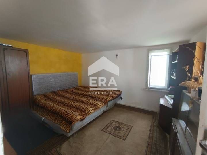 Ексклузивно! Къща с горска панорама във вилната зона на с. Осеново, РЗ