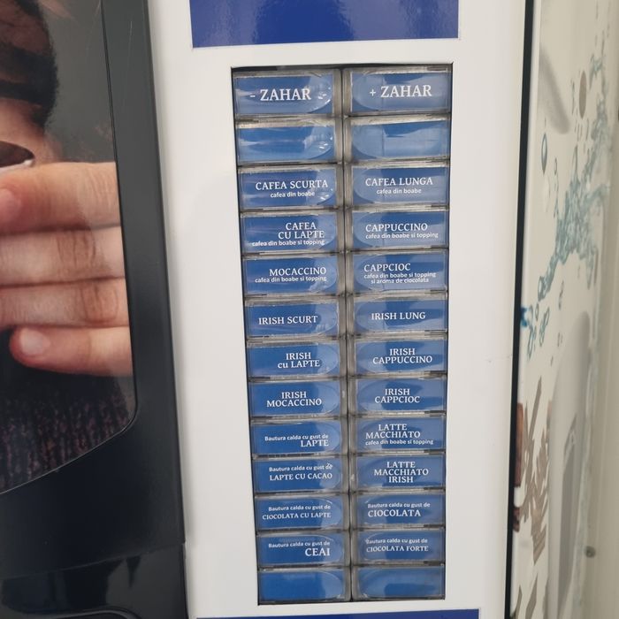 Automat de cafea cu bancnote