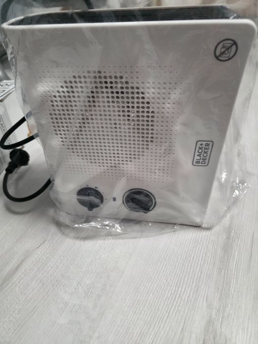 Aerotermă black+decker