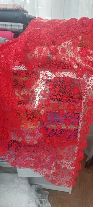 Распродажа тканей.