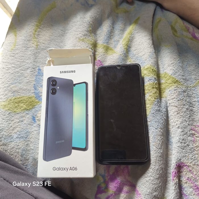 Обменяю два телефона на айфон