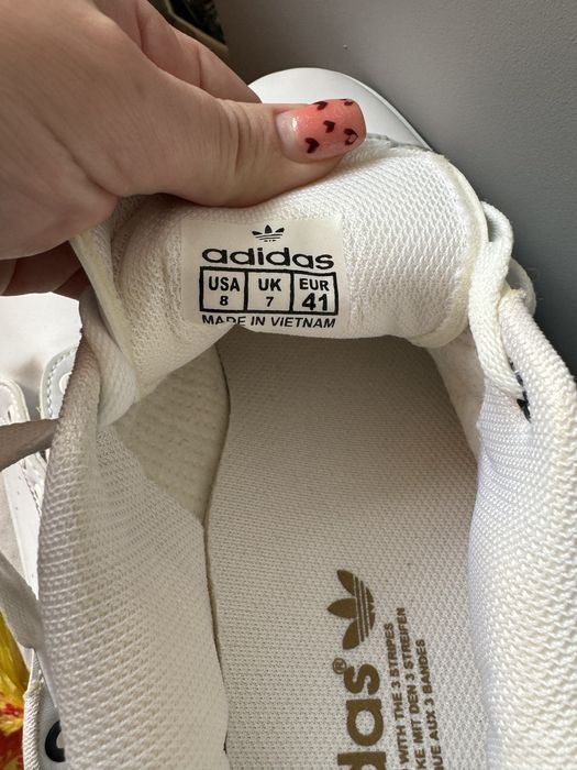 Продам обуви