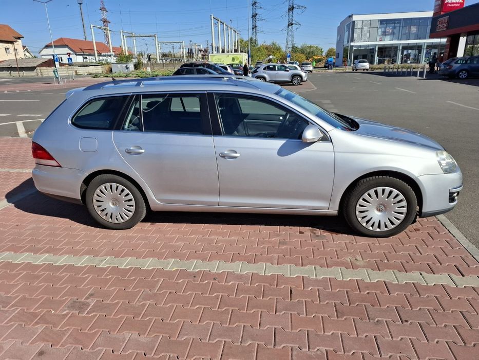 Volkswagen Golf 2009 diesel, 2.911 € — imagine 5