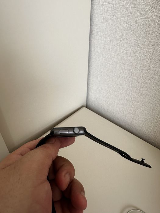 Срочно продам Apple Watch Series 3