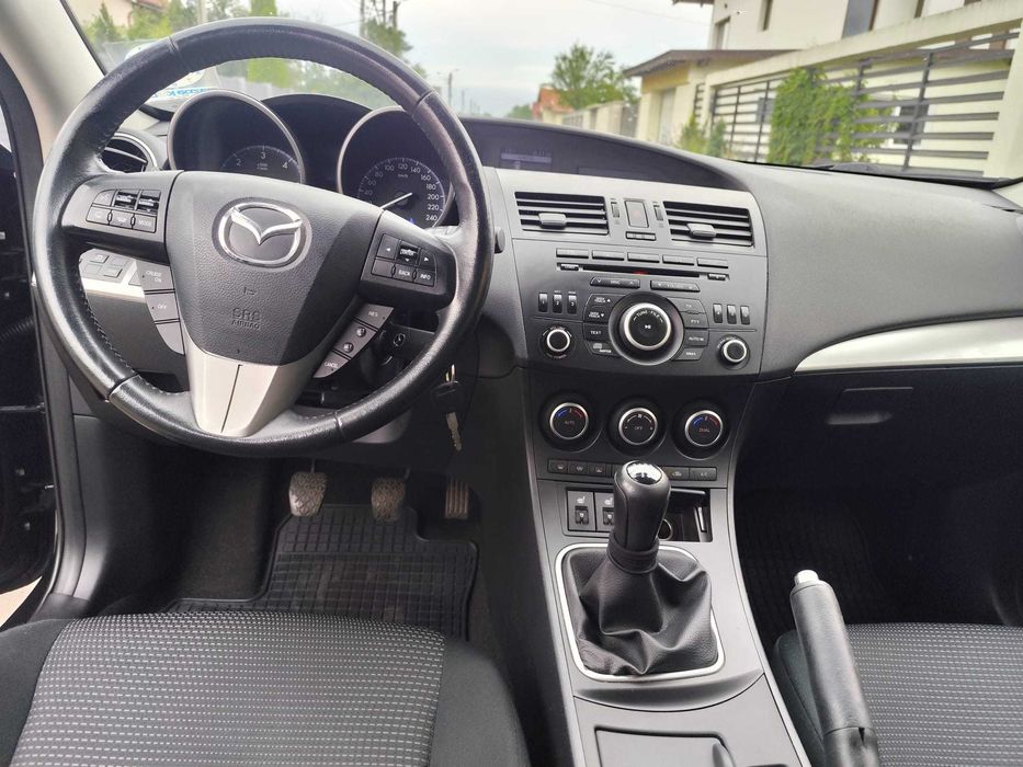 Mazda 3 1.6 Diesel 110 CP 2013